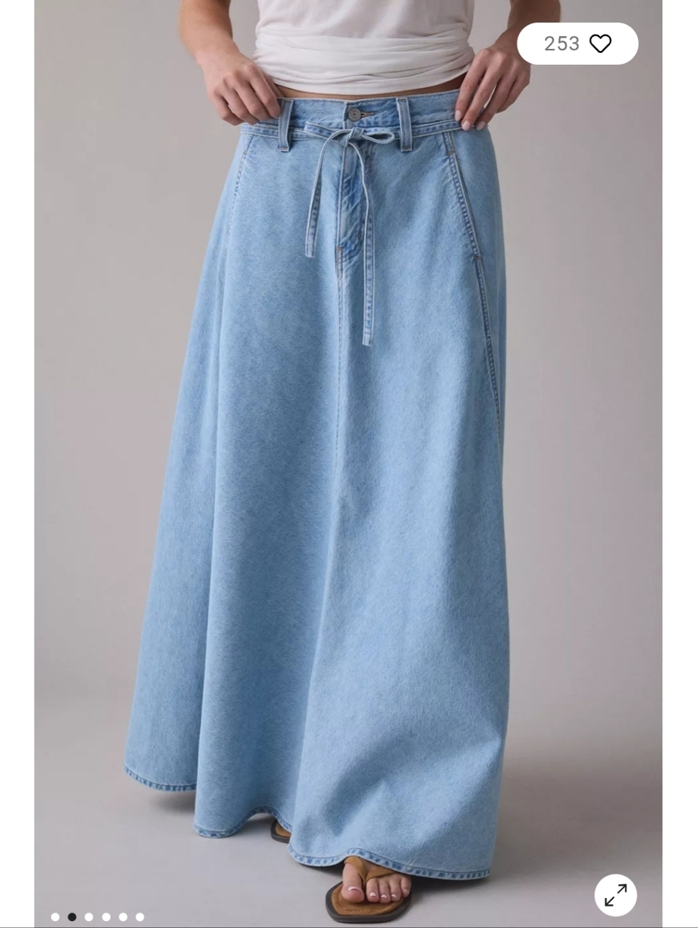 NWOT Levi's Xlong Light Wash Denim Skirt. Size 24. - Picture 2 of 13